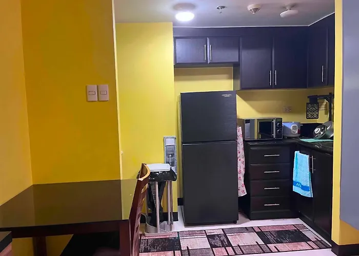 Manhattan Cubao Razlyn Condotel Aparthotel