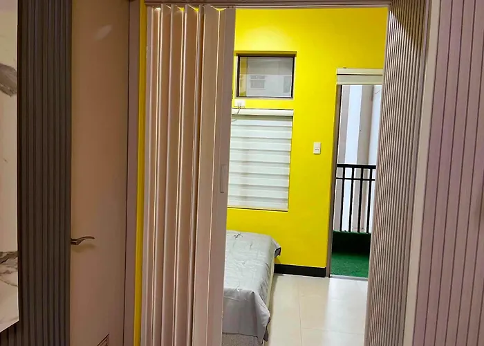 Manhattan Cubao Razlyn Condotel Aparthotel